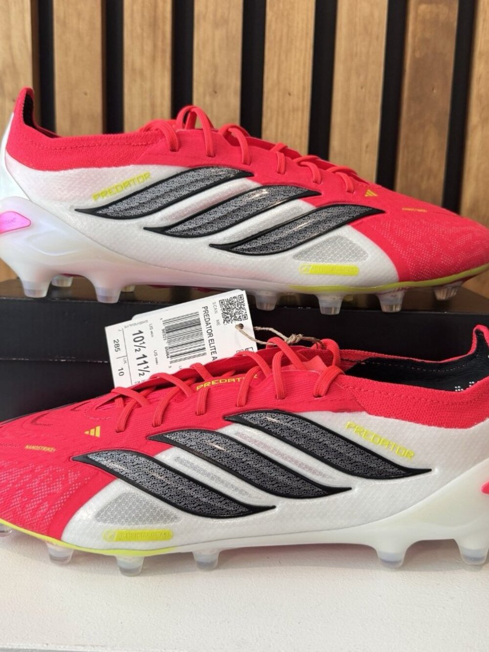 SIZE 10.5 MEN - adidas Predator Elite AG Soccer Cleats JS0419 FG Red White Black